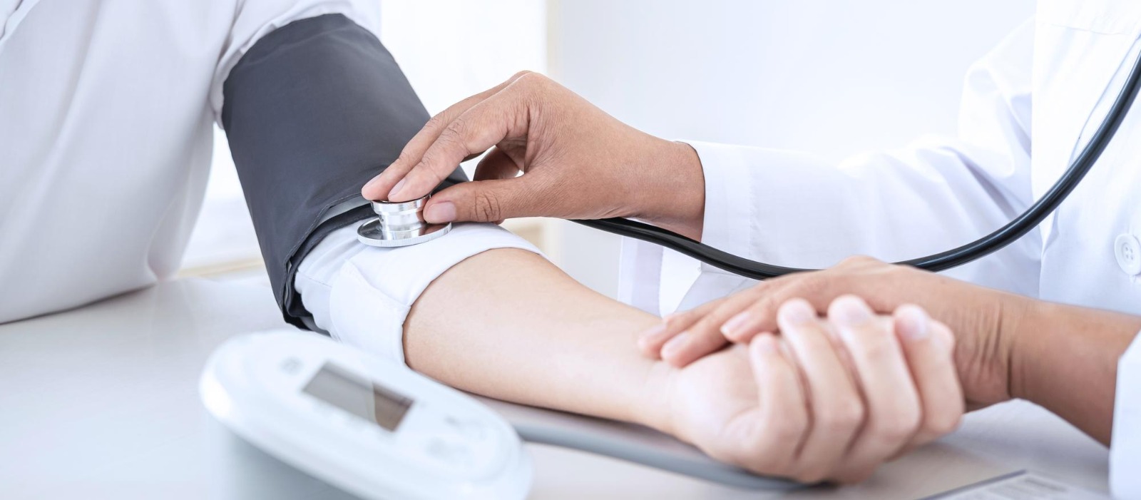 High blood pressure management in Hyderabad at Ravide Wellness Center